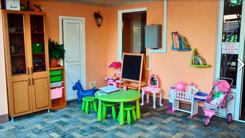 Крытая детская игровая.