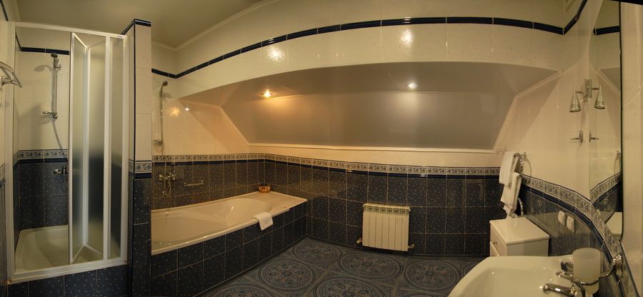 Ванная комната номера Люкс «Волна» 2-х комнатный 2-х местный (4 этаж), корп. Рубикон