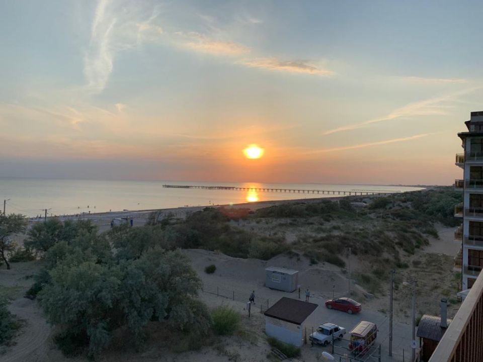Прямой вид на море с 5 этажа